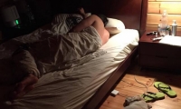 «Холостяк» Евтушенко выложил в интернет свое постельное фото
